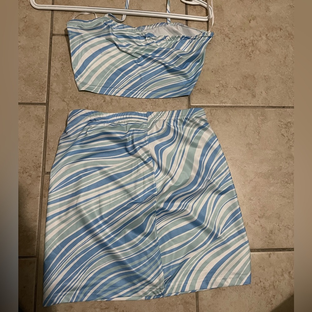 Blue stripes crop too and skirt set